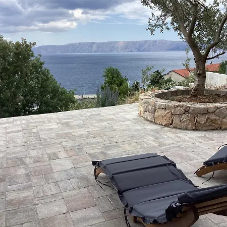 Glavas Mit Loggia Und Balkon Fuer 2 Personen * Novi Vinodolski