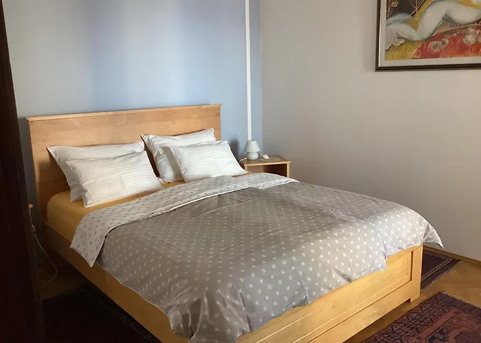 Glavas Mit Loggia Und Balkon Fuer 3 Personen Apartment